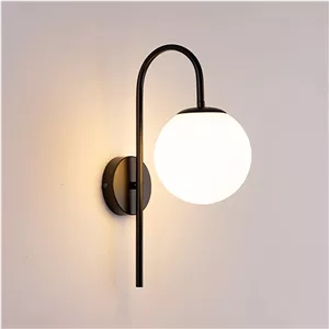 دیوارکوب مدرن شیک فلزی تک شعله حبابی D134