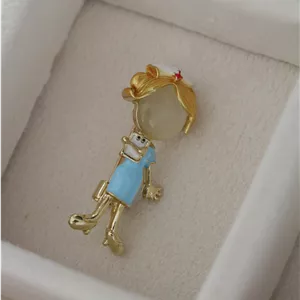 سنجاق سینه پزشکی