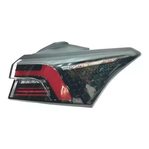 طلق چراغ خطر عقب راست روی گلگیر آریزو 6 GT