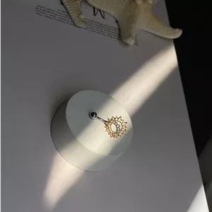 پیرسینگ ناف ۲ رنگ خورشید