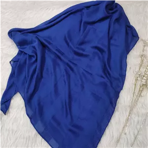 روسری نخی راه راه دور دست دوز سایز 138x138 پرز و دون دون نمیشود سر نمیخورد