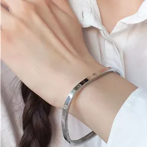 دستبند بنگل لاو کارتیه مستطیل/اکسسوری پینترستی/اکسسوری ترند