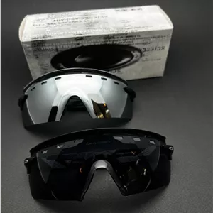 عینک ورزشی اوکلی کد ۷۷۵۹ Oakley