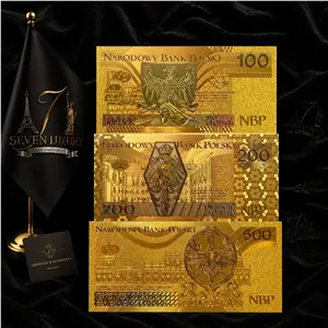 مجموعه سه‌عددی اسکناس‌های طلایی لهستان – روکش طلا 24 عیار | Poland Gold Banknote Set ست کلکسیونی شامل 100، 200 و 500 زووتی لهستان با روکش طلایی، جزئیات برجسته، پاکت لوکس و کارت سرتیفیکیت 24 عیار.