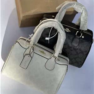 کیف کوچ دستی زنانه سایز متوسط