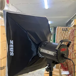 ویدئو لایت 400 وات با سافت باکس 60×90 و پایه حرفه‌ای | نور ثابت عکاسی، فیلمبرداری، تولید محتوا و استودیو