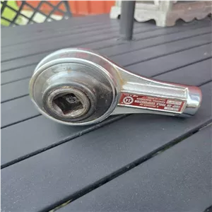 مهره پرچ کن بادی چپ گرد وراست گرد سایز M6,M8 مایتی سونPB1308