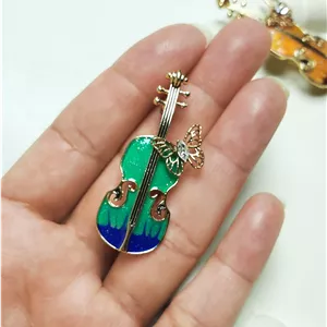 گل سینه ویولون