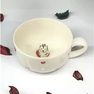 ماگ سورپرایزی طرح گربه
