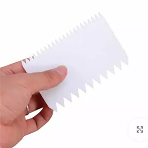 شانه خامه کشی پلاستیکی