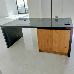 جزیره سنگ گرانیت مشکی (نطنز تویسرکان)