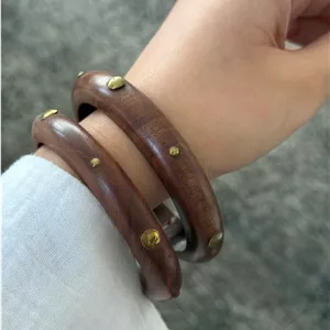 النگو چوبی ۷۷