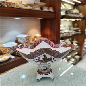 کشکول پایه دار بزرگ طرح هرمس9052