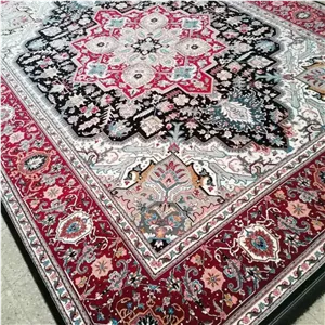 فرش ماشینی کاشان طرح هریس زمینه مشکی ۷۰۰ شانه تراکم ۲۵۵۰.