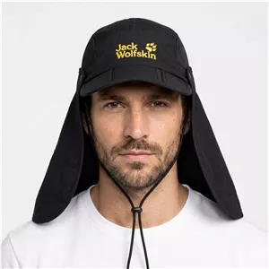 کلاه دومنظوره طبیعت‌گردی و کوهنوردی جک ولفسکین (Jack Wolfskin) – مدل سه تکه دوره‌دار با محافظ گردن