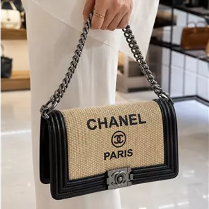 کیف شنل طرح اصلی کد ۳۶۵۰