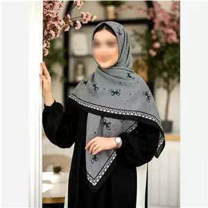 روسری نخی طرح پاپیونی مشکی قواره 140 دور دوخت درجه یک