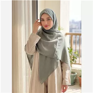 روسری سوپر کرپ سبز قواره بلند سایز 140 نخی تک رنگ