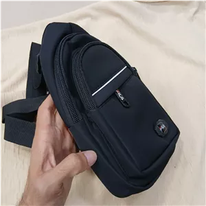 کیف بادی بگ مردانه و زنانه رنگ مشکی جنس دیبا خارجی ابعاد 25 در 17 سانتی متر