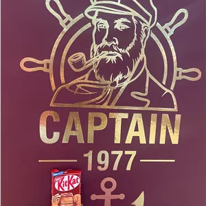 شکلات تخته‌ای kitkat کارامل نمکی