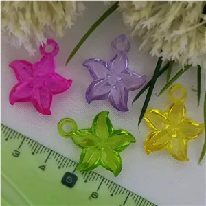 آویز پاستیلی شیشه ای طرح ستاره اندازه آویز 2.5 سانت در هفت رنگ