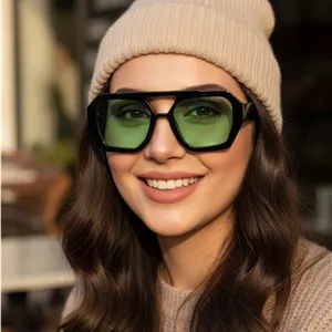 عینک شب زنانه پرادا