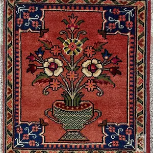 گلیم دستباف کوچک پارچه سیرجان (نقشه گلدانی مسی)