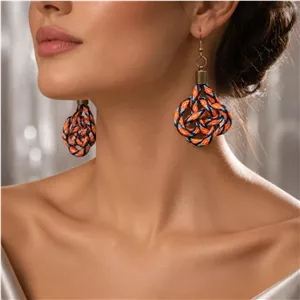 گوشواره نخی بافت رنگ نارنجی و سرمه‌ای و آبی روشن