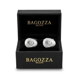 دکمه سردست لاکچری طرح نگین گوش ماهی برند Bagozza