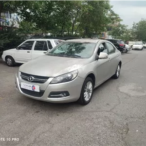 جک J5  اتوماتیک 1800