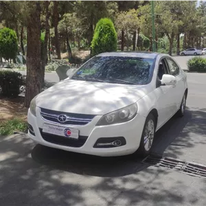 جک J5  اتوماتیک 1800