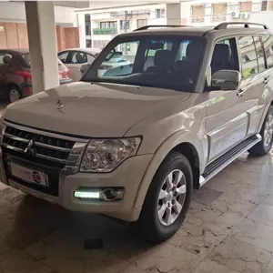 میتسوبیشی پاجرو چهار درب اتوماتیک