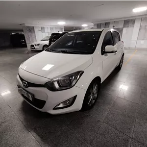هیوندای i20 فول وارداتی