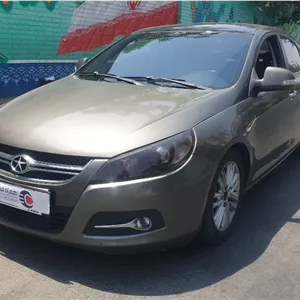 جک J5  اتوماتیک 1800
