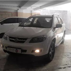 بی وای دی S6 اتوماتیک