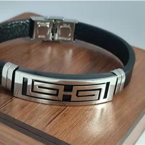 دسبند مردانه چرم طرح ورساچه اسپورت 05