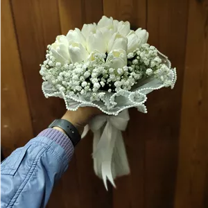 دسته گل عروس با گل لاله - اصفهان