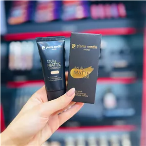 کرم پودر تیوپی پیرکاردین مدل Truly Matte