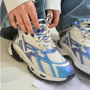933 کتونی زنانه بالنسیا رانر balenciaga