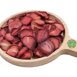 اسلایس توت فرنگی خشک - 500 گرم