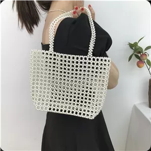 کیف دستی مرواریدی طرح لانه زنبوری مروارید خارجی رنگ صدفی