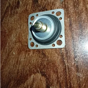 تلمبه 4 گوش کاربراتور پژو 2000