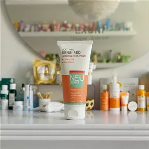 کرم رفع قرمزی و التهاب پوست حساس Soothing Sensi-Red نئودرم