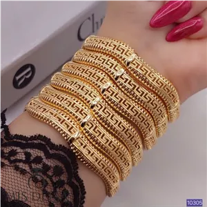 النگوی طلایی چند لایه طرح ورساچه