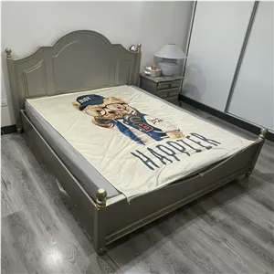 پتو مسافرتی 1 نفر مدل Happier Bear سایز 200x155 سانتی‌متر