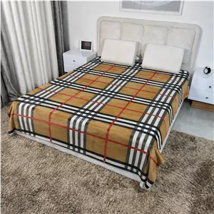 پتو مسافرتی ۲نفره مدرن کد۳