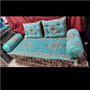 ست شاهنشین 5 تکه ،تشک سنتی کناره اتاقی مخمل شانل شامل تشک،دوعدد پشتی سنتی گرد،دوعدد پشتی سنتی مربع مبلمان آپادانا مدل 611845