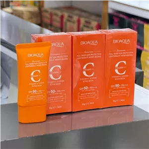 ضدآفتاب بی رنگ ویتامین سی بیواکوا BIOAQUA