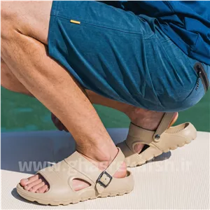 کراکس دمپایی مردانه مدل ایرمکس طبی لژدار crocs airmax رنگ کرم کد A5