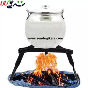 سه پایه تاشو آتشی و سفری آهنی کوچک